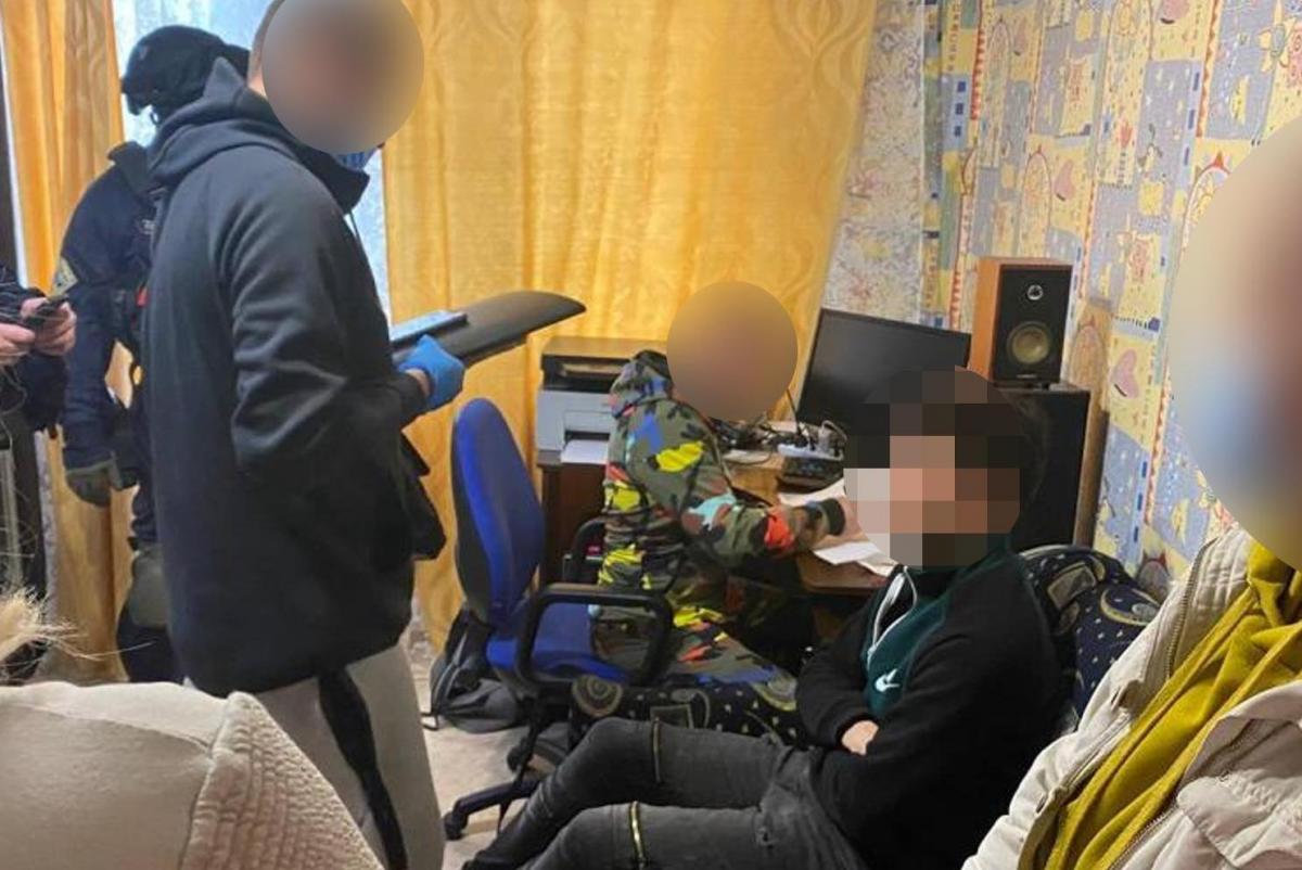 Підозрюваному у подвійному вбивстві обрали запобіжний захід / фото hk.npu.gov.ua Підозрюваному у подвійному вбивстві обрали запобіжний захід / фото hk.npu.gov.ua