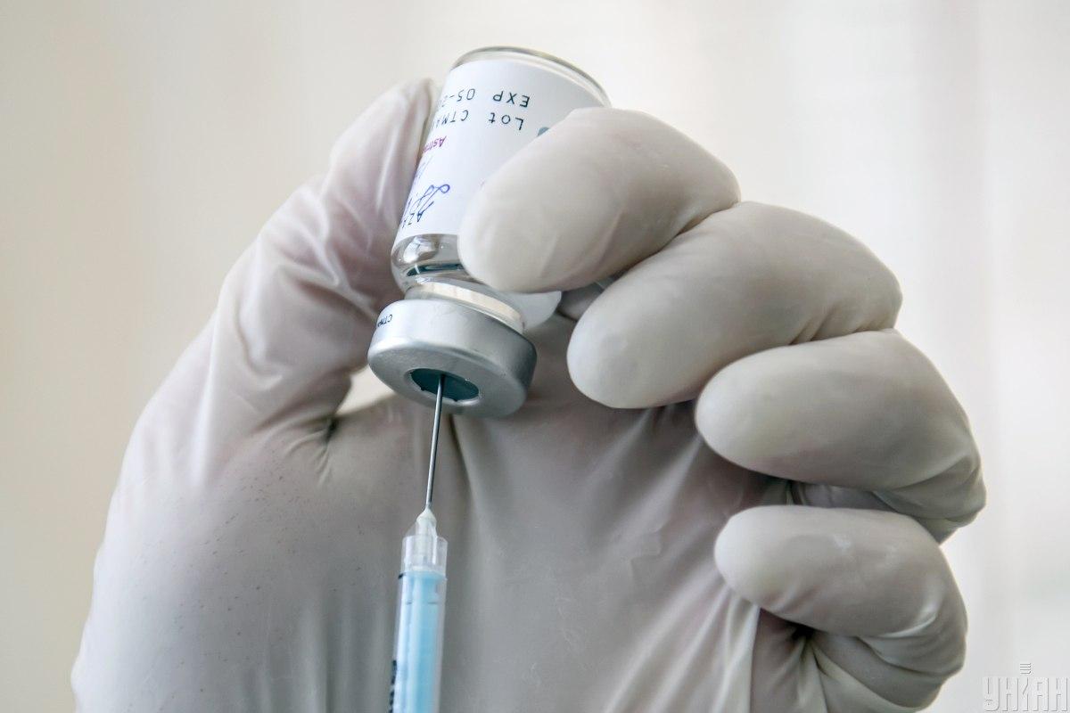 300 миллионов прививок против коронавируса уже сделали в ЕС / фото УНИАН, Владислав Мусиенко