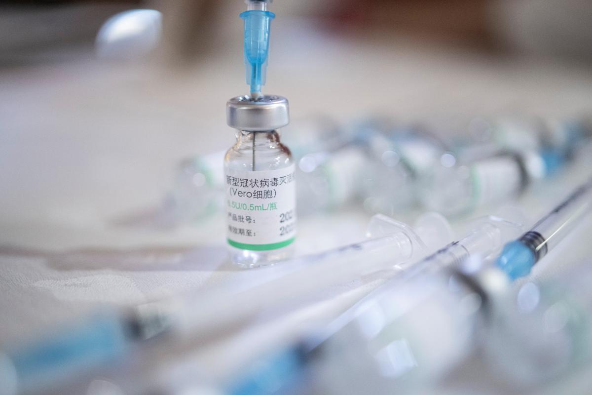 24 февраля в Украине стартовала вакцинация от коронавируса \ фото REUTERS