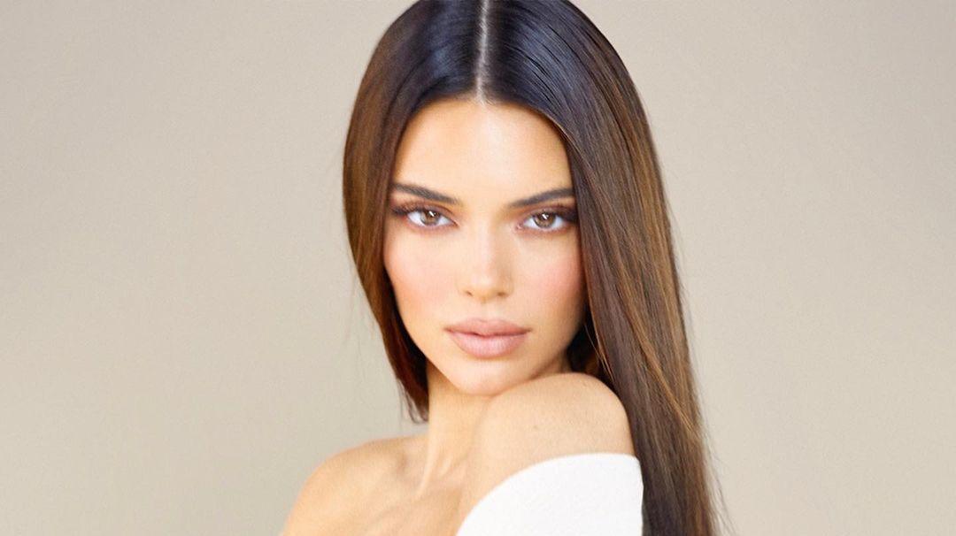 Кендалл Дженнер / фото instagram.com/kendalljenner Кендалл Дженнер / фото instagram.com/kendalljenner