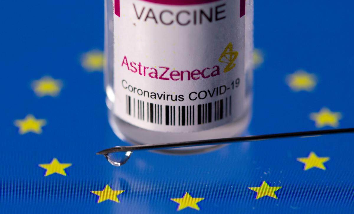 AstraZeneca-вакцина от коронавируса разработки британских ученых / фото REUTERS