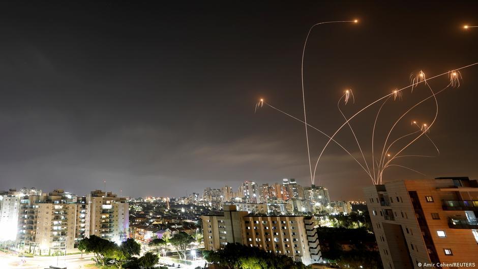 Ракетные удары между Израилем и сектором Газа продолжаются с 10 мая / REUTERS