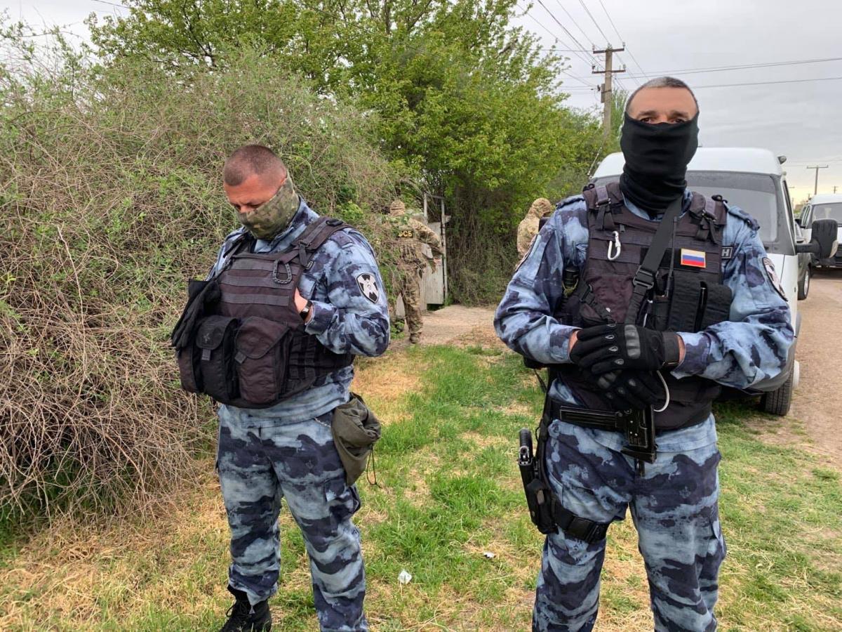 В Крыму застрелили мужчину во время обыска / фото facebook.com/crimeahrg