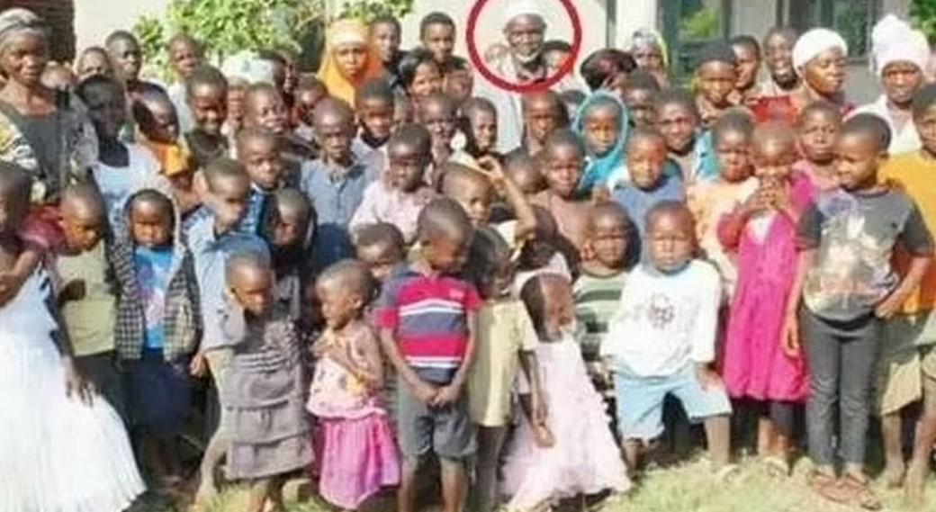 66-річний зімбабвієць займається сексом 4 рази на добу / фото Daily Mail 66-річний зімбабвієць займається сексом 4 рази на добу / фото Daily Mail