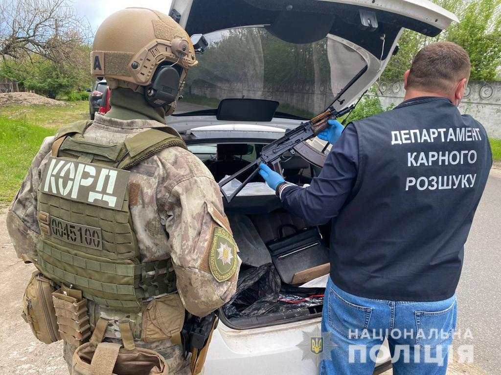 Шестерым участникам группировки уже сообщено о подозрении / фото Национальной полиции Шестерым участникам группировки уже сообщено о подозрении / фото Национальной полиции