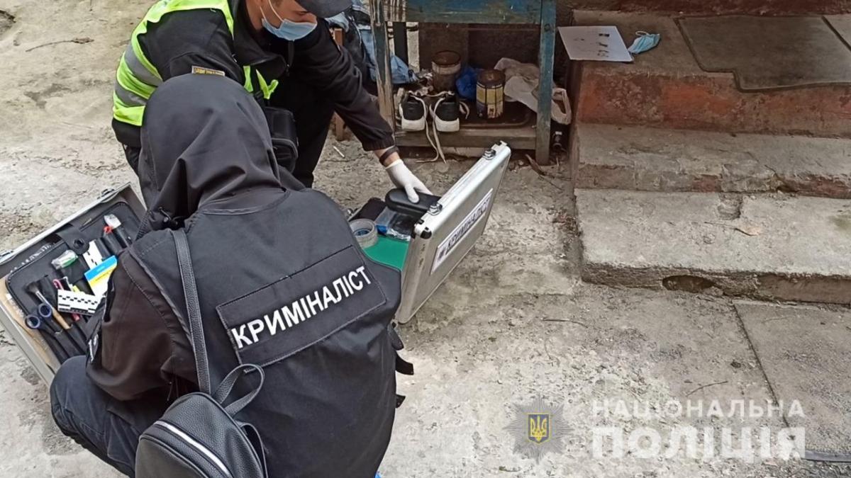 Зловмисників затримали в Києві / фото: Нацполіція Зловмисників затримали в Києві / фото: Нацполіція