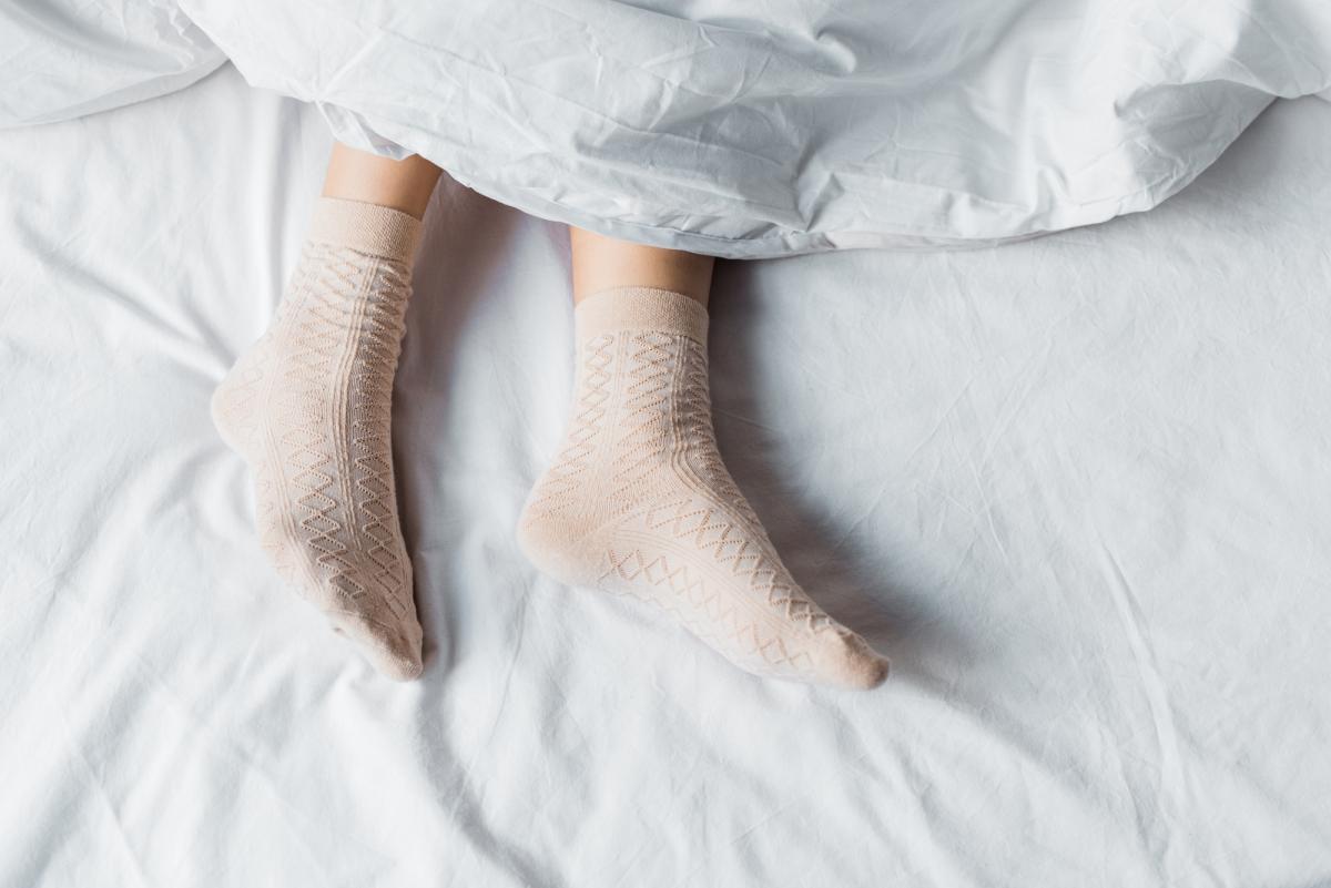 Sleeping in socks can be dangerous - Breaking News in USA Today