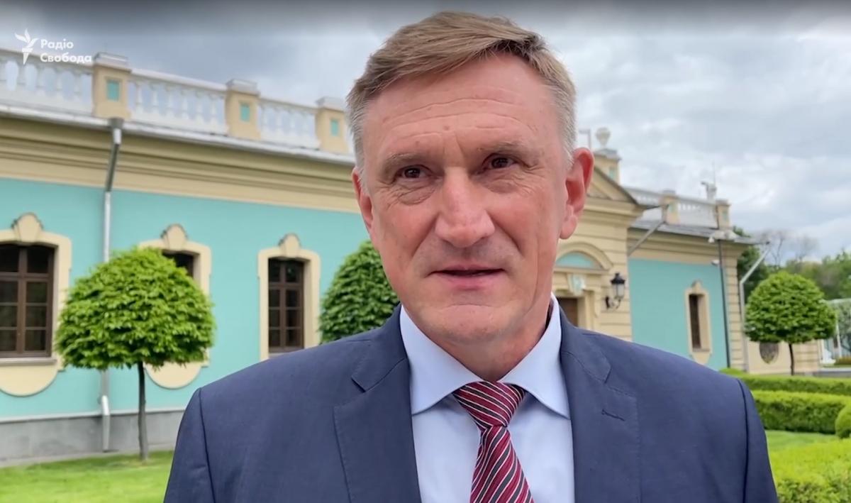 Аксьонов приймав присягу в Раді під крики "Ганьба" / скріншот з відео Аксьонов приймав присягу в Раді під крики "Ганьба" / скріншот з відео