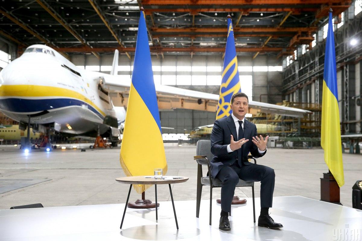 Україна веде переговори із західними колегами про створення сучасного авіахабу / фото УНІАН (В'ячеслав Ратинський) Україна веде переговори із західними колегами про створення сучасного авіахабу / фото УНІАН (В'ячеслав Ратинський)