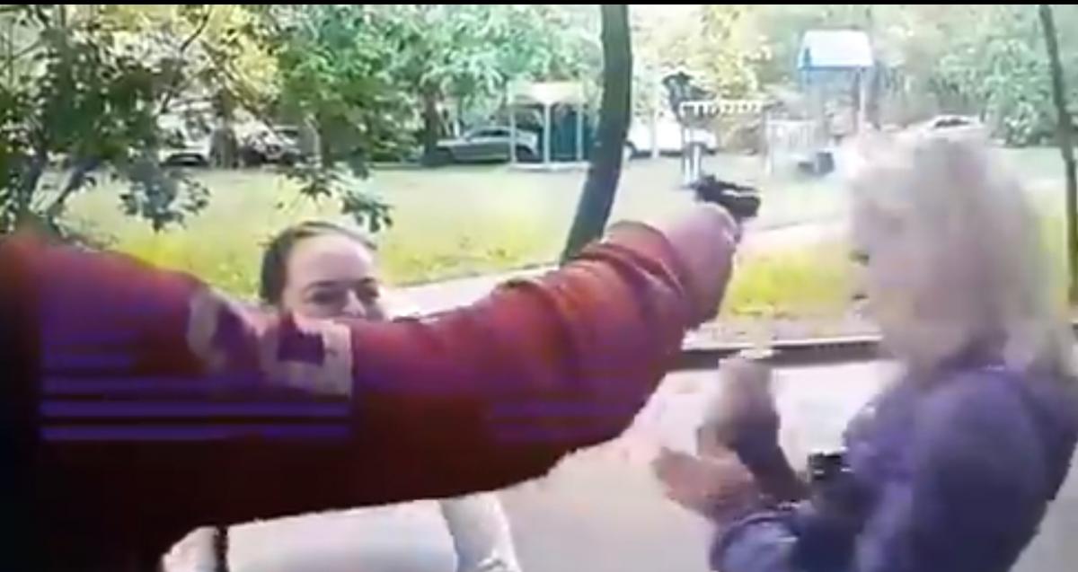 Чоловіка вже затримали / скріншот з відео Чоловіка вже затримали / скріншот з відео