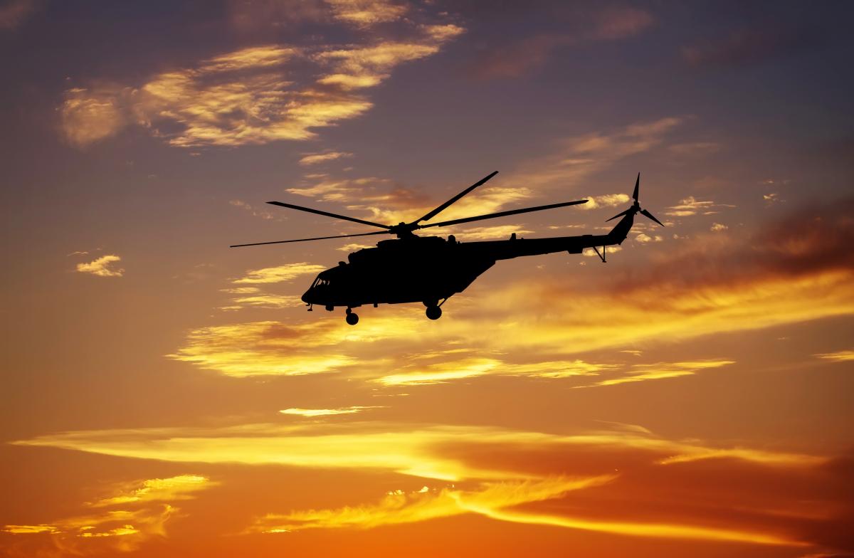 Білецький відзначив винятковий героїзм екіпажів вертольотів, які літали в окупований Маріуполь / фото ua.depositphotos.com