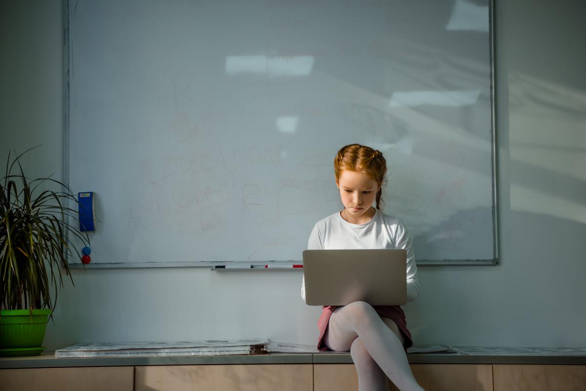 Как уберечь ребенка от онлайн-преступников / фото ua.depositphotos.com