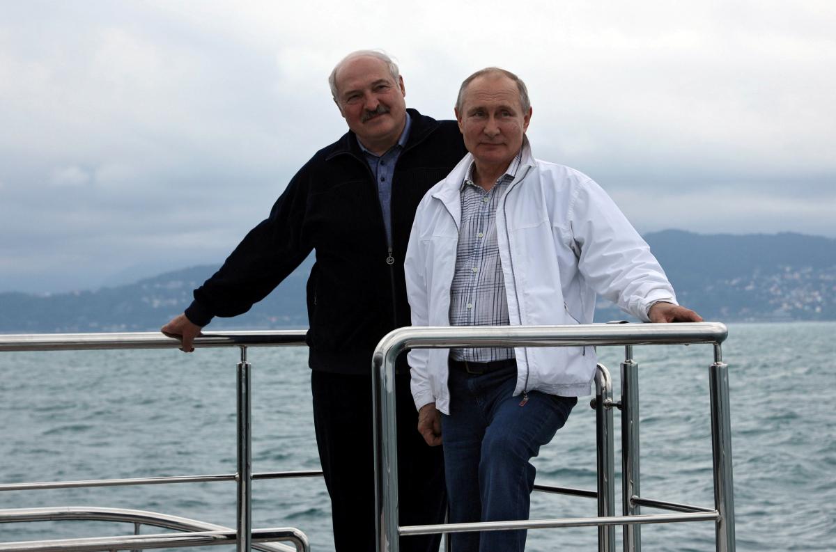 Александр Лукашенко и Владимир Путин / фото REUTERS