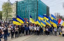 Годовщина беспорядков 2 мая в Одессе: сотни людей собрались почтить память застреленных евромайдановцев (фото)