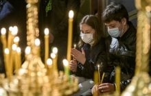 Коронавірусний Великдень. Як українці в різних містах паски святили