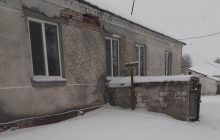 Не годували та били: на Дніпропетровщині злочинці втягували людей у трудове рабство