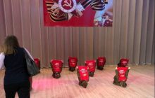 "Маразм міцнішав": у Росії дітей змусили зобразити надгробні пам'ятники до 9 травня (фото)