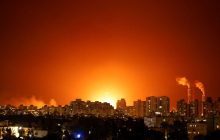 В Израиле в результате ракетного обстрела загорелся энергопровод