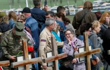 Почти половина украинцев считают, что жители ОРДЛО и Крыма нуждаются в поддержке со стороны Украины