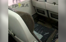 Еще в одном поезде "Укрзализныци" потекла крыша: пассажиры сняли процесс на видео