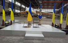 Зеленский объяснил, почему его пресс-конференция проходит на авиазаводе