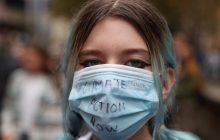 В Австралии школьники вышли на климатические протесты (фоторепортаж)