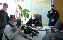Избитого тремя коллегами в Днепре патрульного уволили из полиции задним числом (видео)