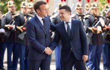 "Будьмо!" Украина пригласила Макрона на бокал вина в Киев