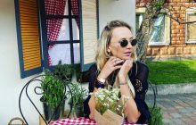 Зірка "Одного разу під Полтавою" похвалилася витонченою фігурою в білому total-look