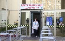 В Украине работают центры вакцинации: на сегодня почти 145 тысяч человек полностью иммунизированы от COVID-19