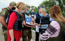 Генсек ОБСЕ подчеркнула необходимость открытия новых пунктов пропуска на линии разграничения на Донбассе