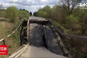 Из-за обвала моста "Укрзализныця" изменила движение поезда Львов - Черновцы