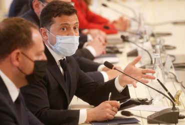 Зеленский о приватизации: государство должно избавиться от максимально всего