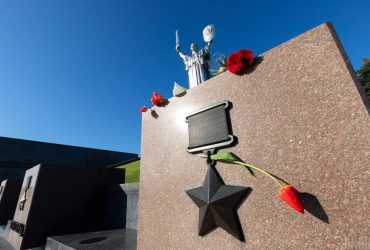 В Україні майже не залишилось прихильників СРСР, а 9 травня асоціюють з Днем пам’яті – опитування