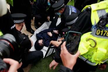 Global Justice Now  protests outside AstraZeneca offices