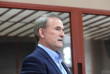 Медведчук і Козак записали мільйонні активи на пенсіонерку зі Львова - Bihus.Info