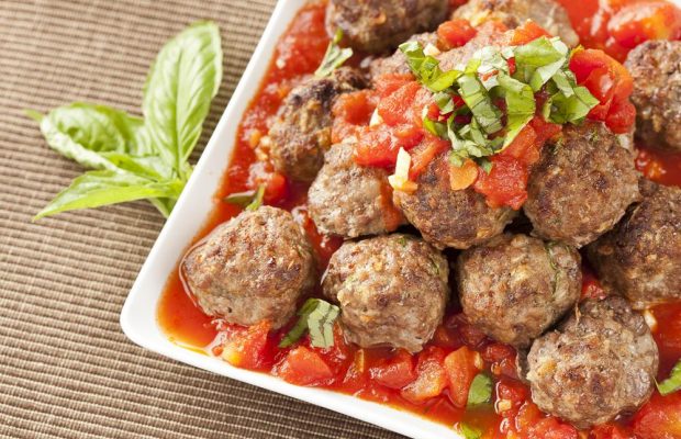 Рыбные фрикадельки: нежное аппетитное блюдо во вкусном соусе