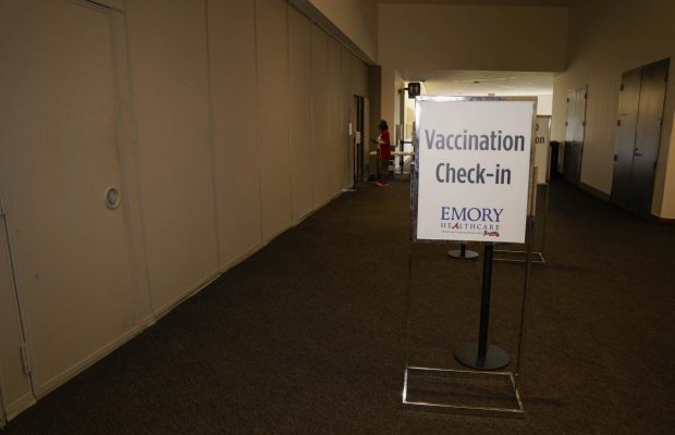 У Єврокомісії заявили, що "паспорти вакцинації" можуть запрацювати вже в червні