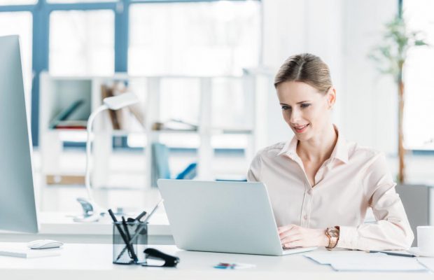 Стало известно, как одеваться на работу, чтобы получить прибавку