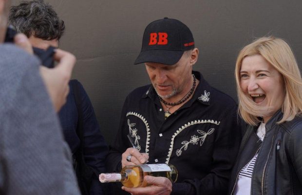 Олег Скрипка назвал украинских артистов, которые пишут песни на русском, "частью русского мира"