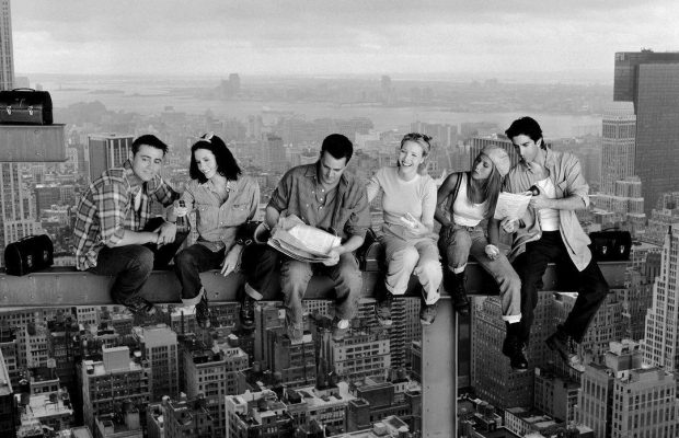 "Друзья" Дэвид Швиммер и Дженнифер Энистон признались в чувствах друг к другу