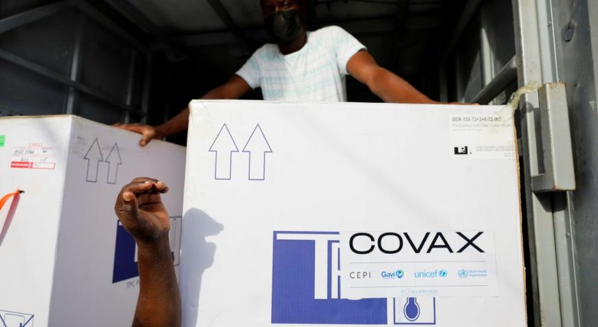 Украина получила 159,6 тысяч доз вакцины CoronaVac в рамках COVAX