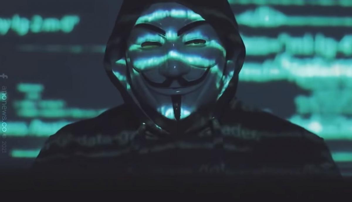 Обращение Anonymous записал человек в маске Гая Фокса / скриншот из видео Обращение Anonymous записал человек в маске Гая Фокса / скриншот из видео