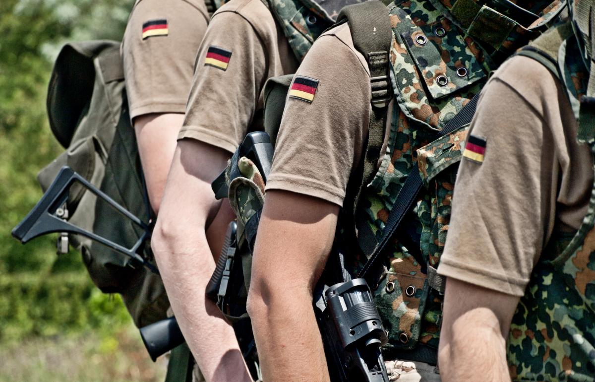 Немецкие солдаты увольняются со службы \ фото ua.depositphotos.com