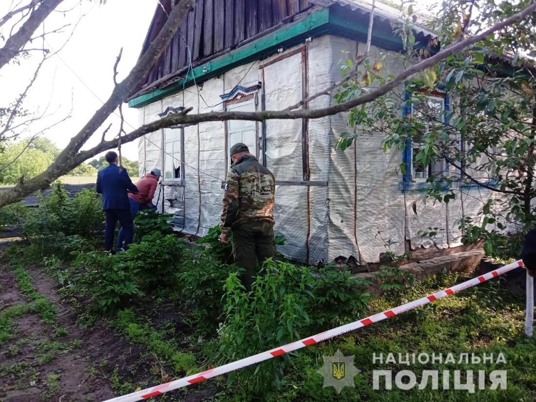 Жінці знадобилося хірургічне втручання / фото Нацполіції Жінці знадобилося хірургічне втручання / фото Нацполіції