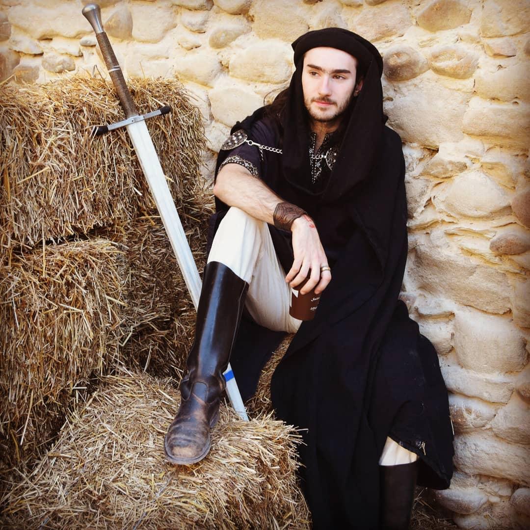 instagram.com/fossillusse instagram.com/fossillusse
