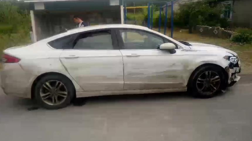 В Николаеве водитель за рулем Ford устроил 18 ДТП / фото соцсети В Николаеве водитель за рулем Ford устроил 18 ДТП / фото соцсети