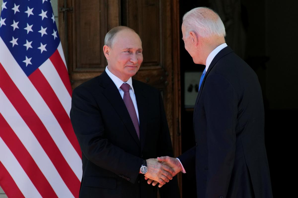 Vladimir Putin and Joe Biden / photo REUTERS