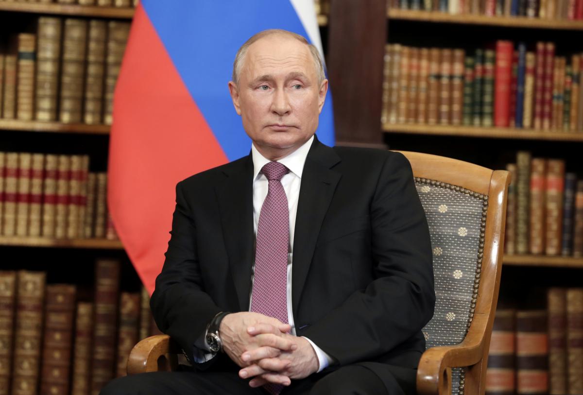 Сегодня Путин находится в оккупированном Крыму с визитом / REUTERS