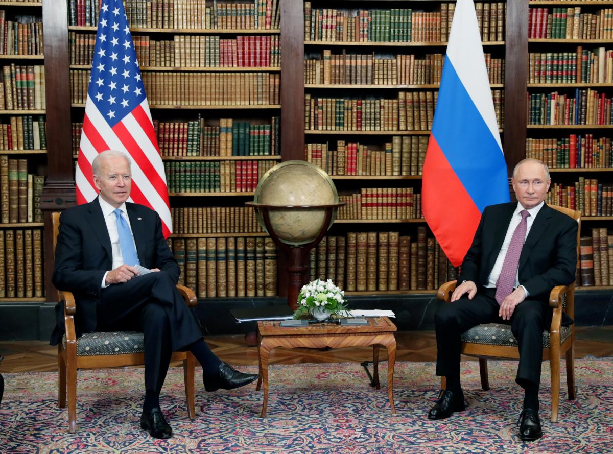 Байден заявил, что Путин стал изгоем / фото REUTERS Байден заявил, что Путин стал изгоем / фото REUTERS